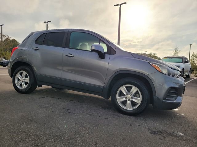 Used 2020 Chevrolet Trax LS w/ Tint and Cruise Package image 15