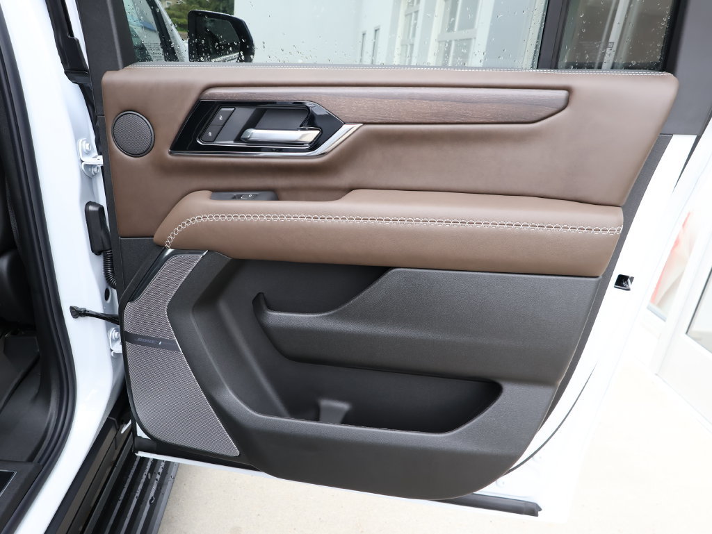 New 2026 GMC Yukon XL Denali Ultimate w/ LPO, Floor Liner Package AWD/4WD image 40