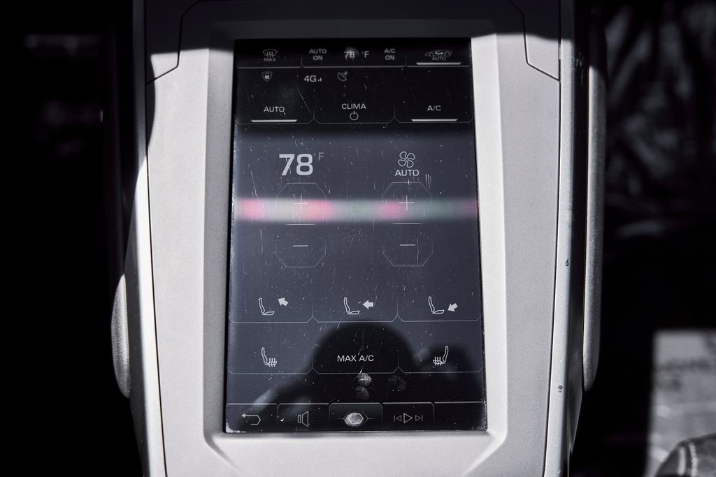 Used 2023 Lamborghini Huracan EVO image 58