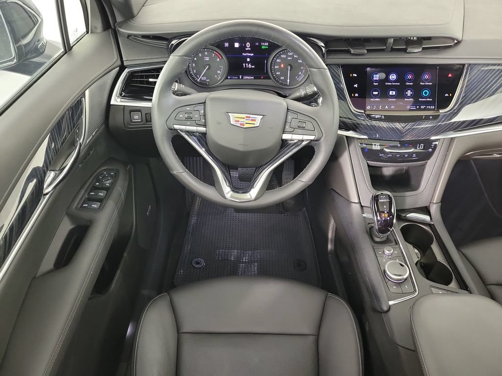 Certified 2024 Cadillac XT6 Premium Luxury w/ Technology Package AWD/4WD image 18