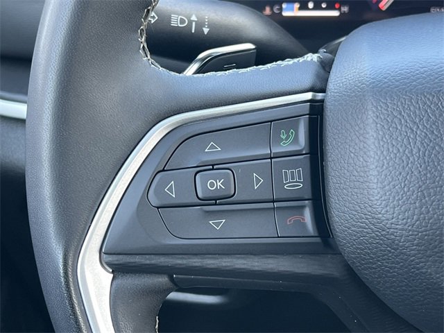 Used 2023 Jeep Grand Cherokee L Laredo image 21