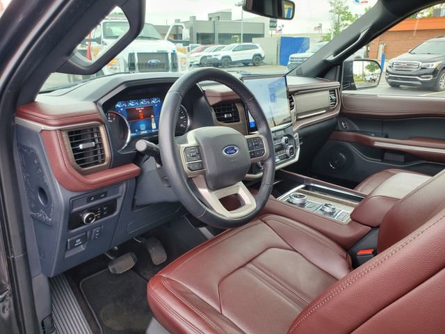 Used 2023 Ford Expedition Max Limited AWD/4WD image 12