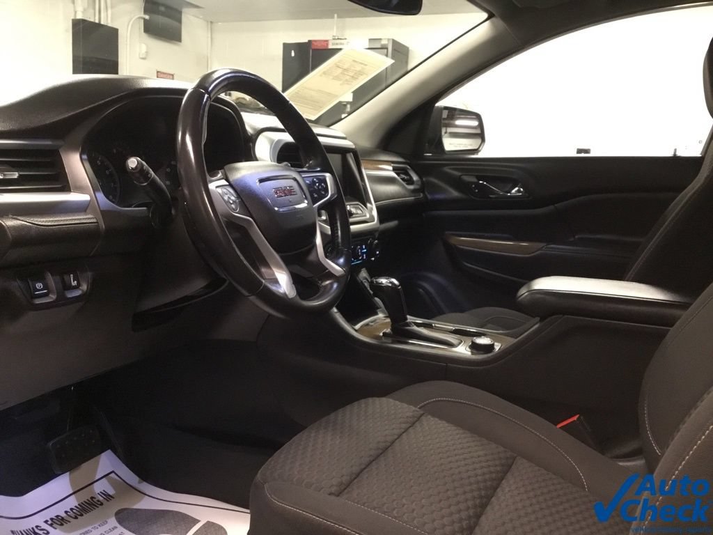 Used 2018 GMC Acadia SLE w/ LPO, Floor Liner Package AWD/4WD image 21
