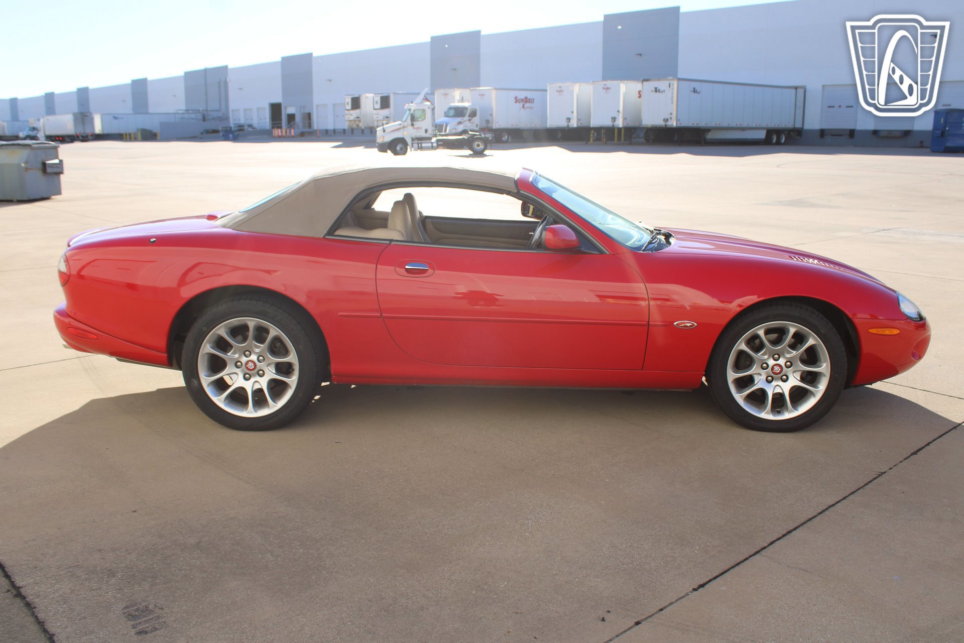 Used 2000 Jaguar XK8 Convertible image 18