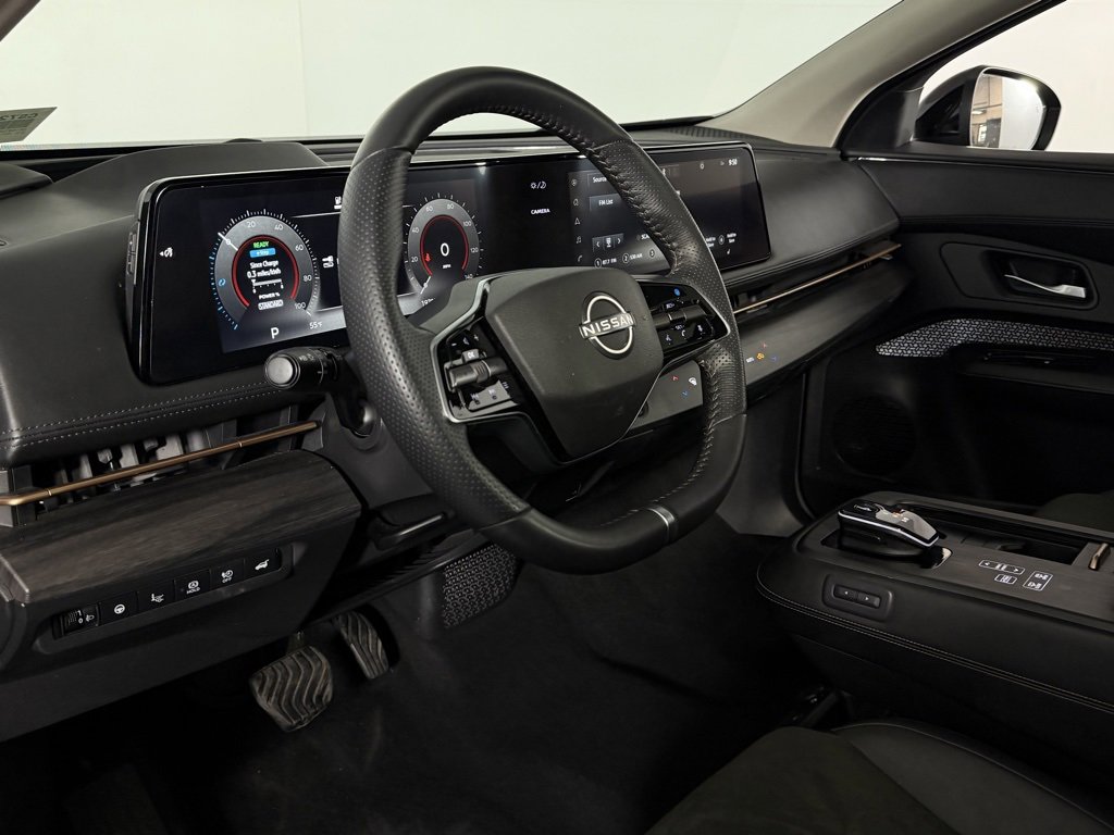 Used 2023 Nissan Ariya AWD image 21