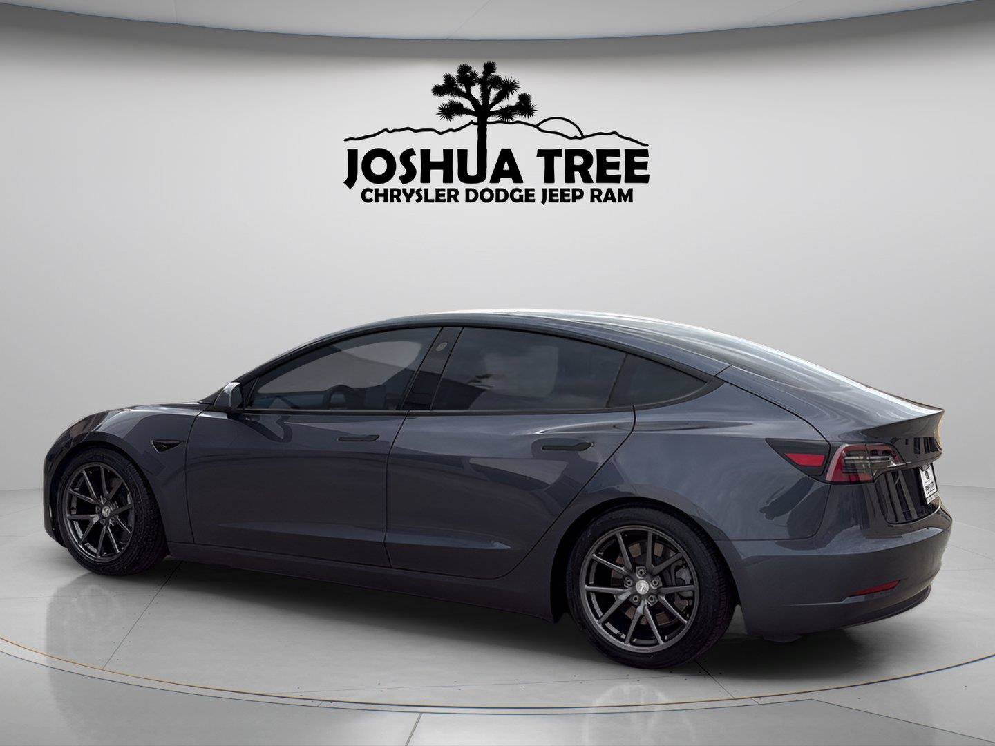 Used 2020 Tesla Model 3 Long Range AWD/4WD image 8