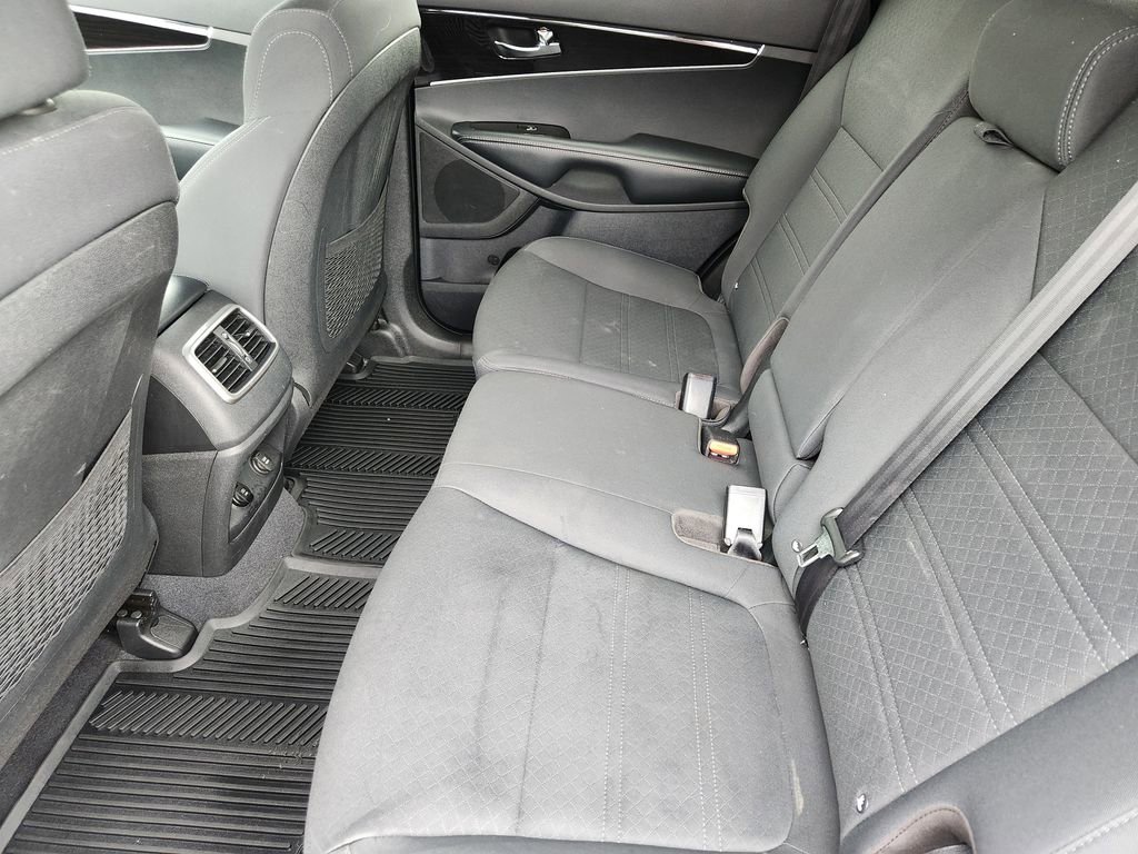 Used 2020 Kia Sorento S AWD/4WD image 28