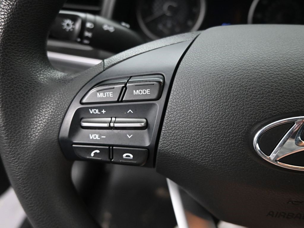 Used 2019 Hyundai Elantra SE w/ Cargo Package image 18