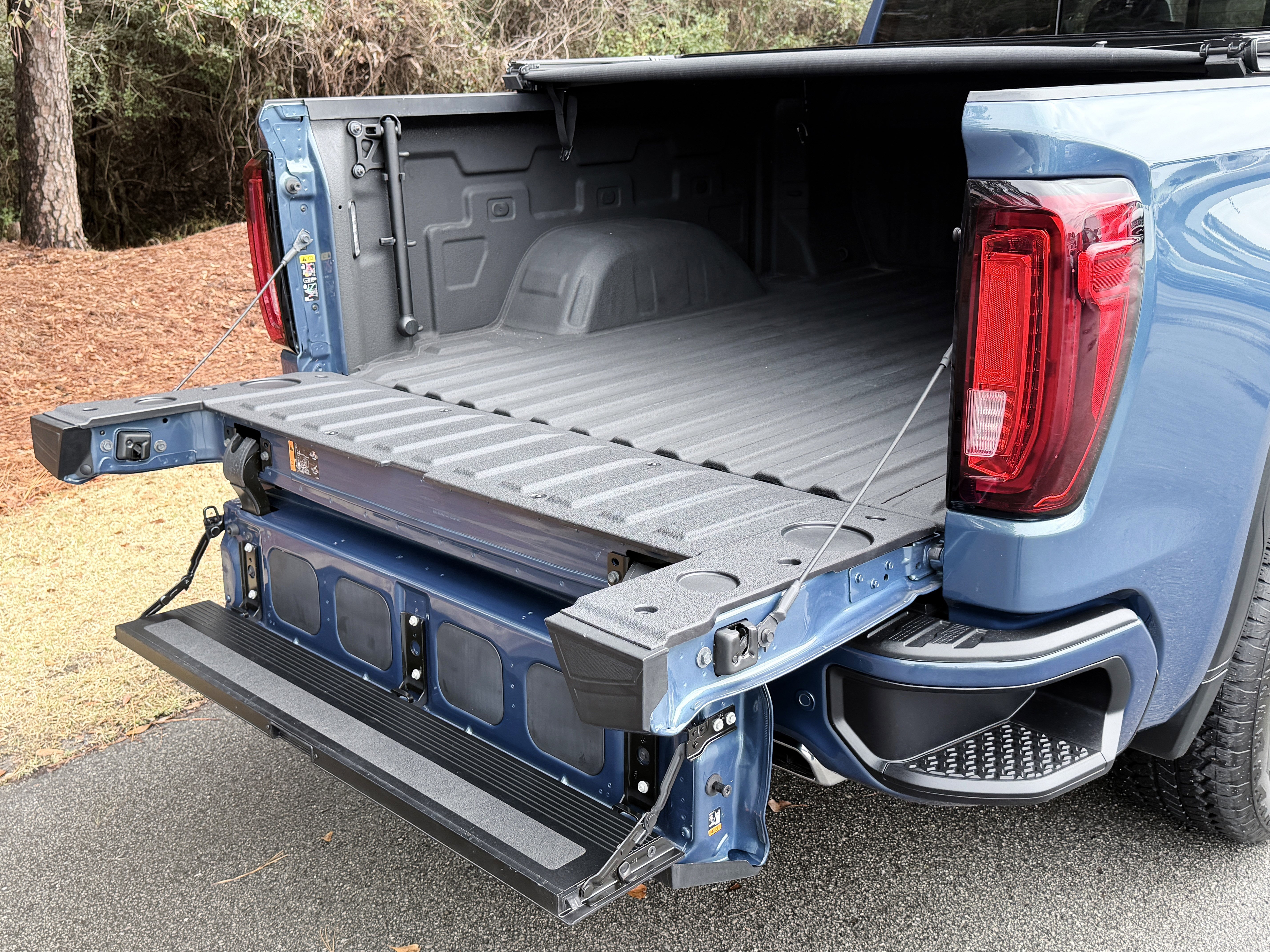 Used 2024 GMC Sierra 1500 Denali w/ Technology Package image 11