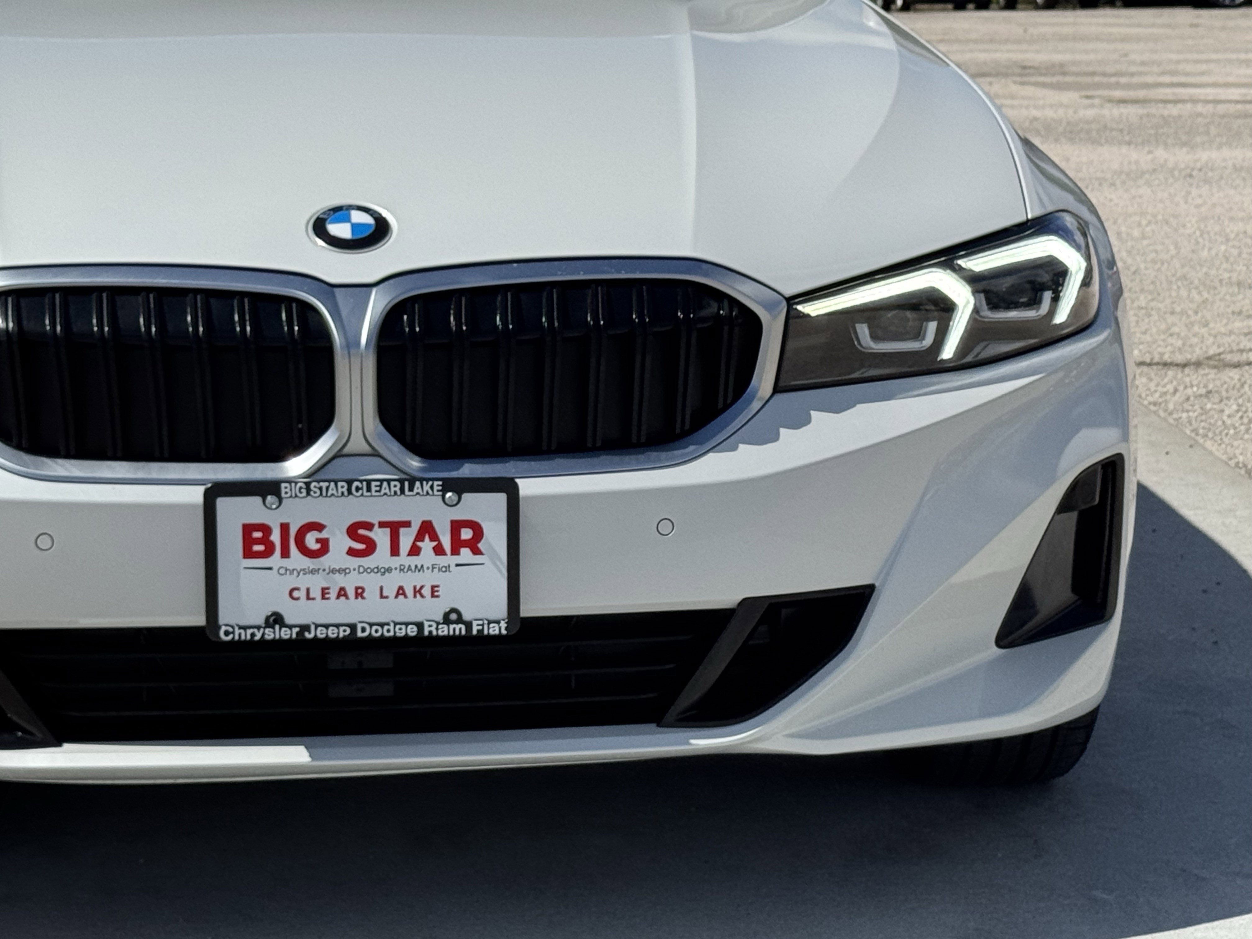 Used 2025 BMW 330i xDrive Sedan image 5