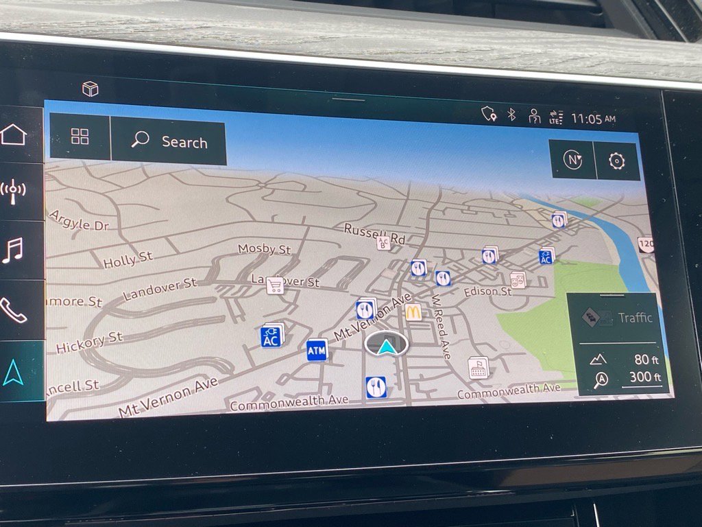 Used 2021 Audi e-tron Premium w/ Convenience Plus Package image 12