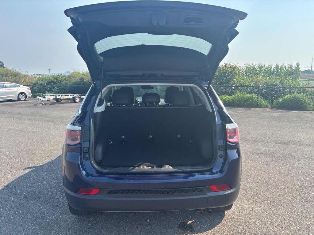 Used 2018 Jeep Compass Limited FWD image 10