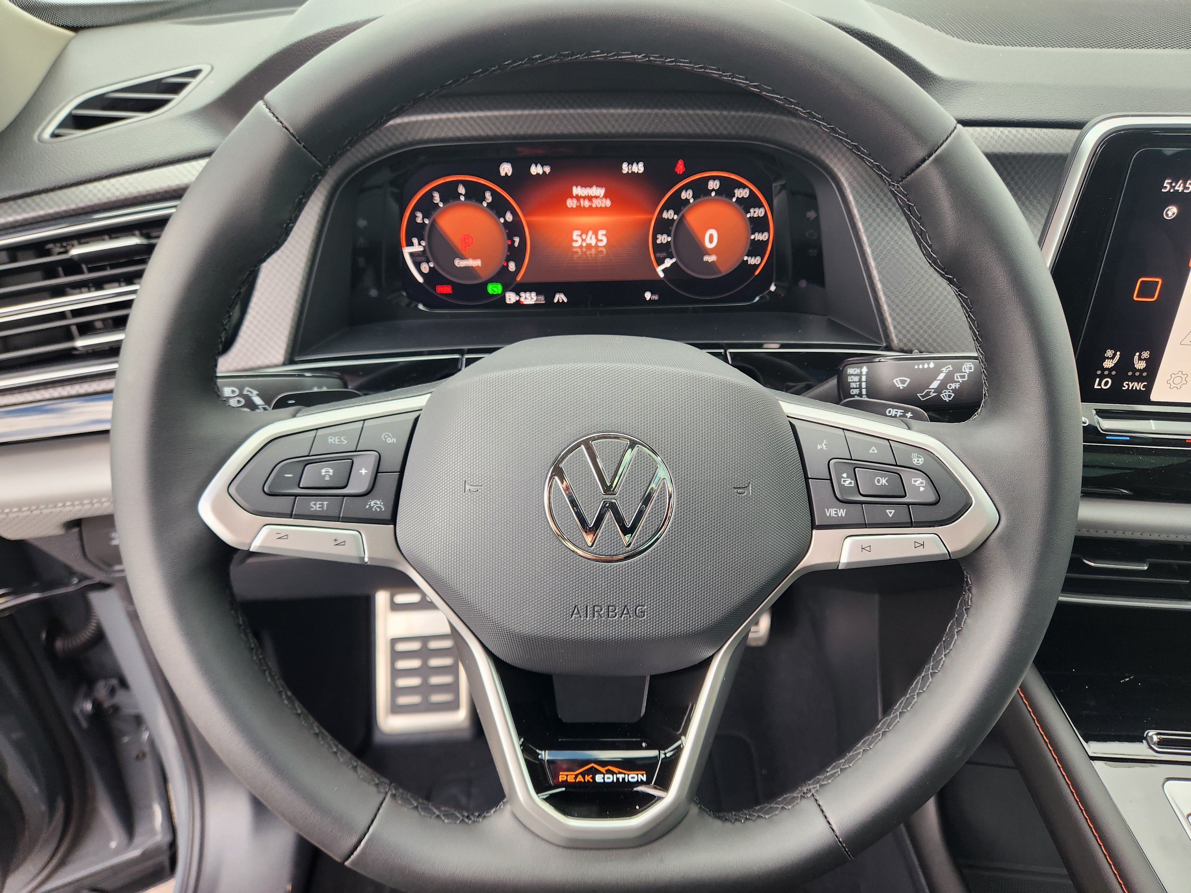 New 2026 Volkswagen Atlas Peak Edition AWD/4WD image 10