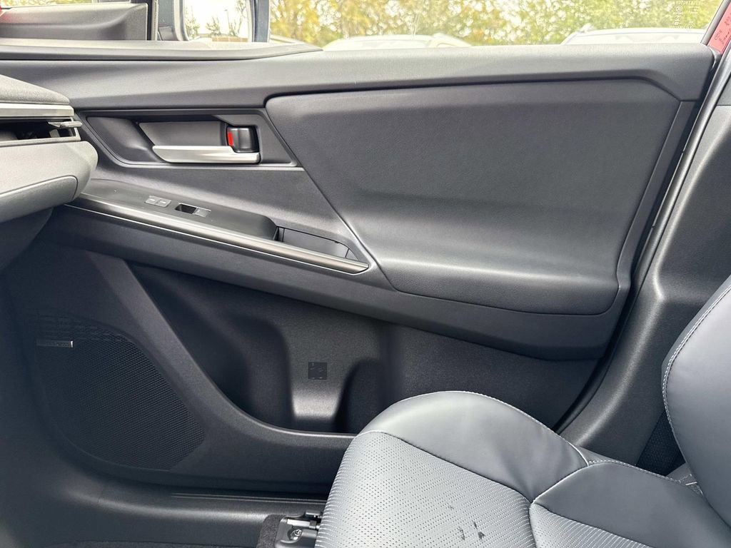 New 2026 Subaru Solterra image 26