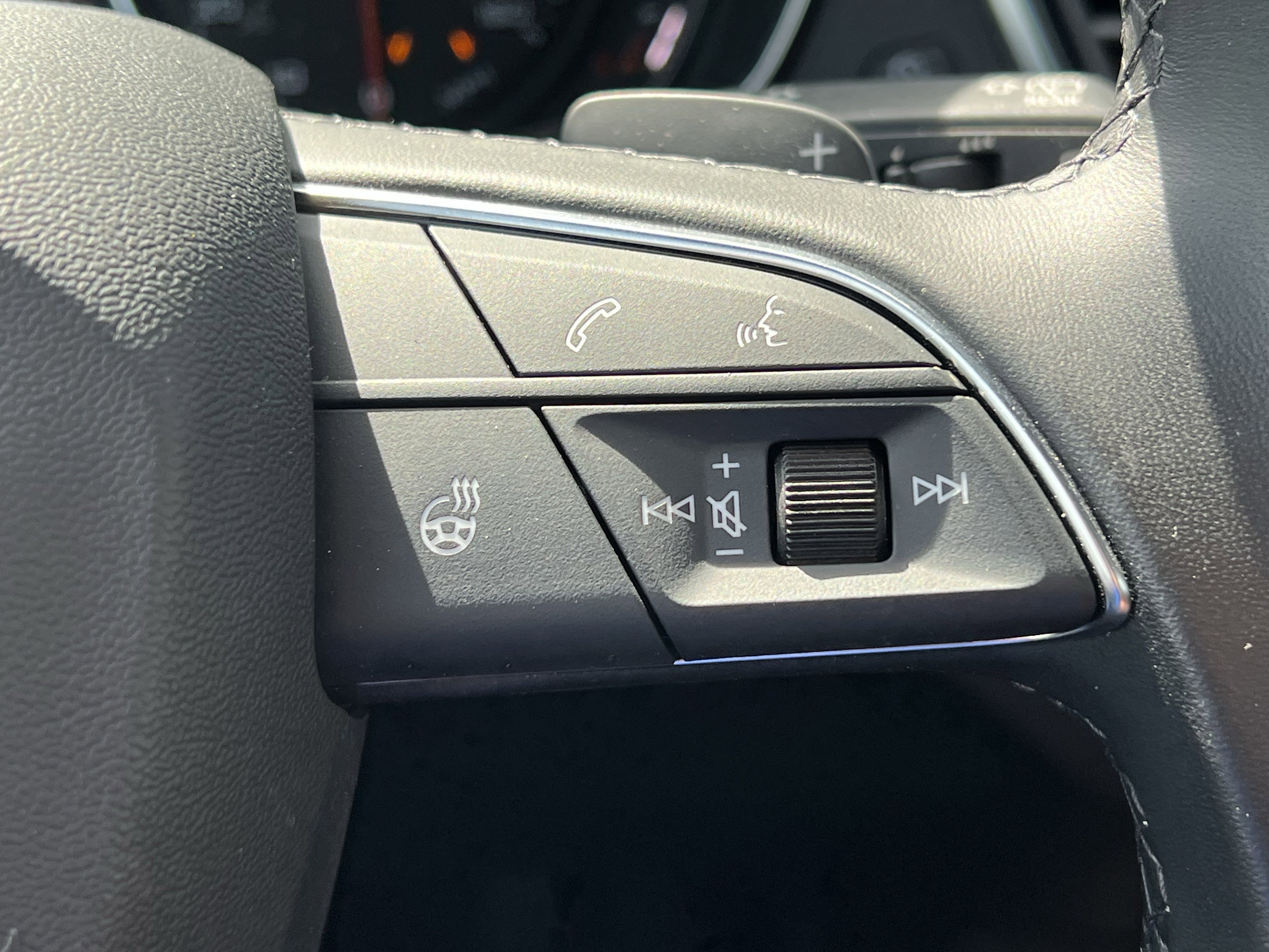 Used 2023 Audi Q5 2.0T Premium w/ Convenience Package image 20