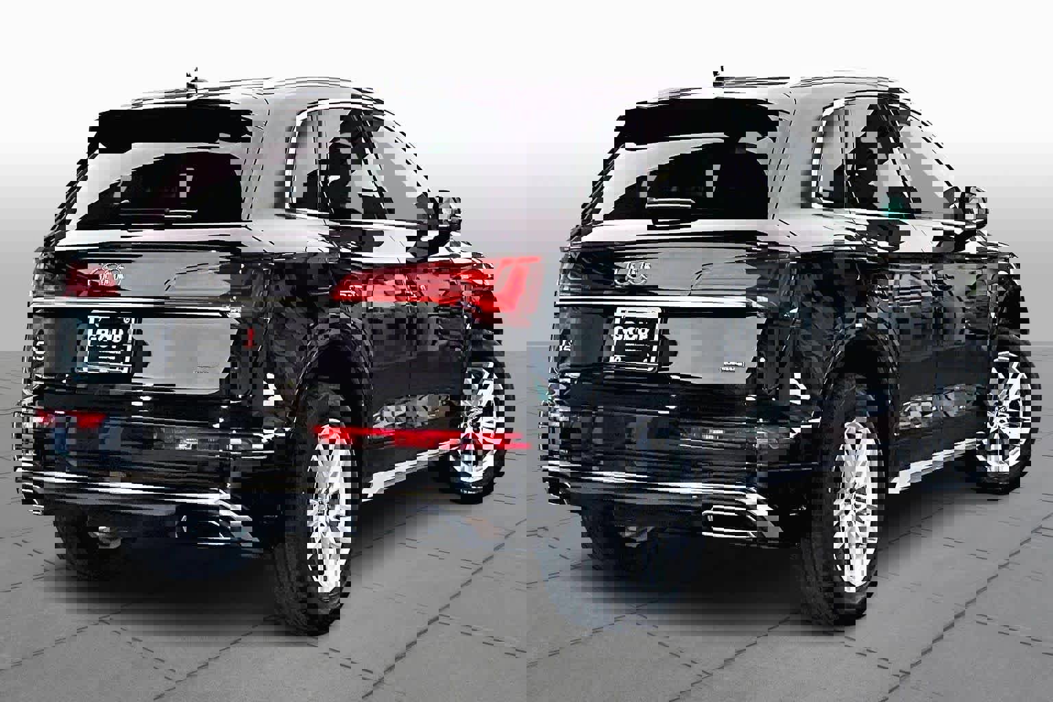 Used 2023 Audi Q5 2.0T Premium w/ Convenience Package image 14