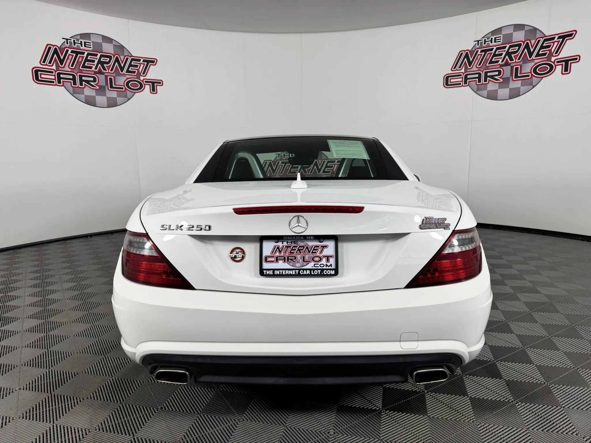 Used 2015 Mercedes-Benz SLK 250 image 11