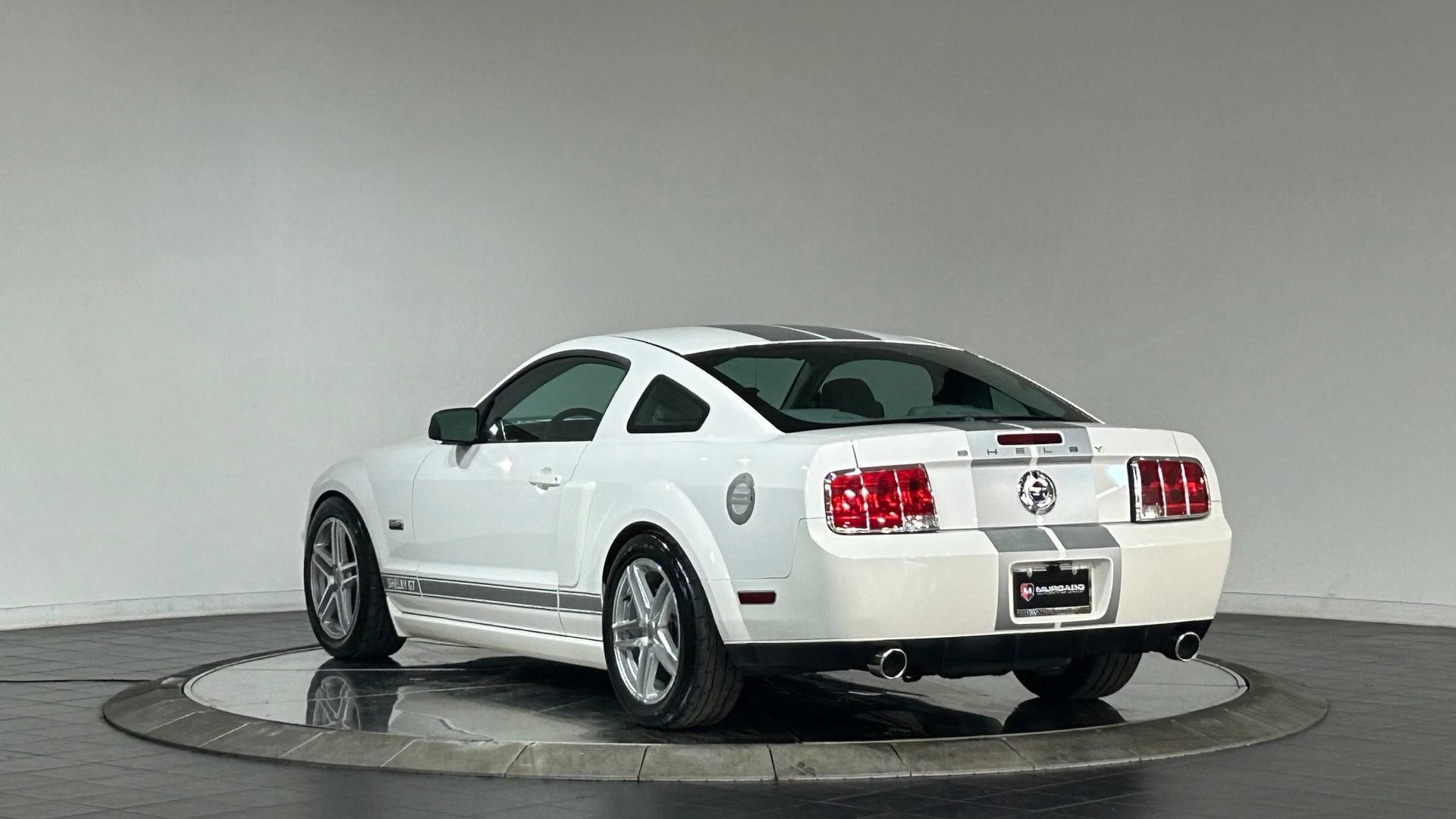 Used 2007 Ford Mustang GT RWD image 7