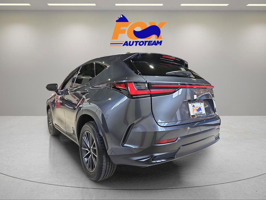 Used 2025 Lexus NX 250 FWD w/ Premium Package image 3