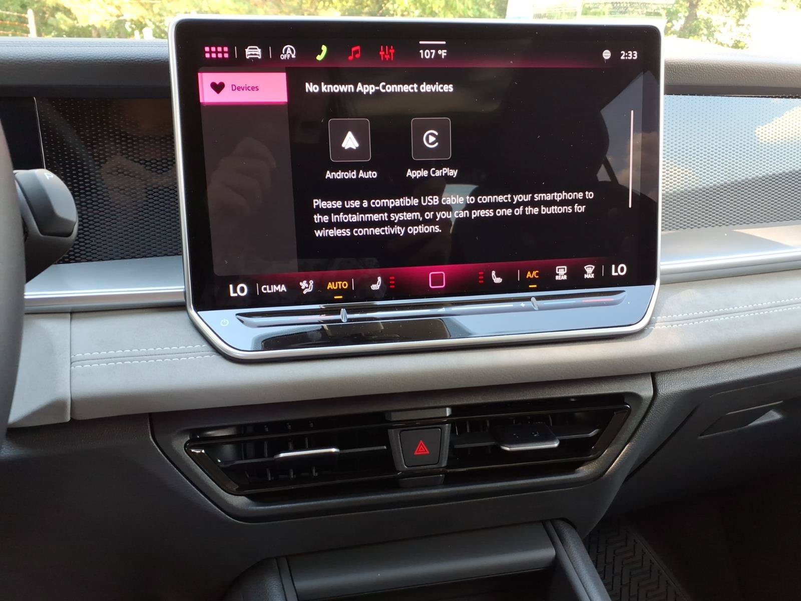New 2026 Volkswagen Tiguan SE AWD/4WD image 14