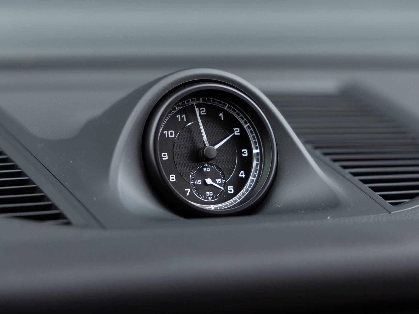 Certified 2026 Porsche Macan S image 16