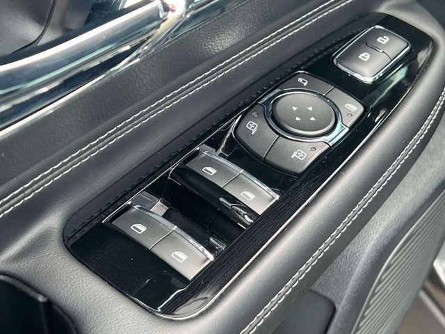 Used 2020 Lincoln Corsair AWD w/ Premium Package image 24