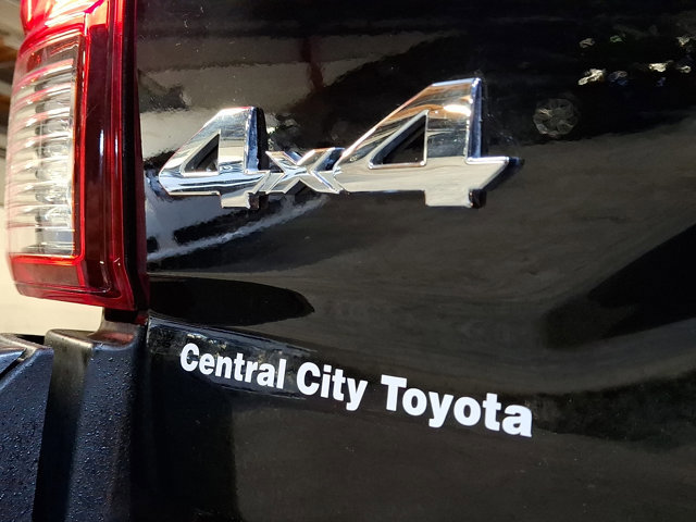 Used 2019 Toyota Tacoma SR AWD/4WD image 29