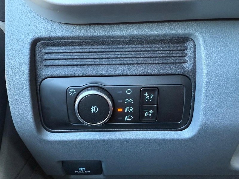 New 2025 Ford F550 4x4 Regular Cab Super Duty image 14