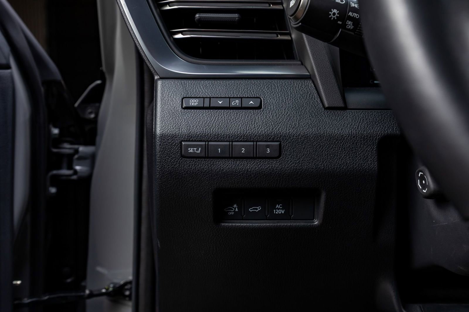 Used 2025 Lexus GX 550 image 22