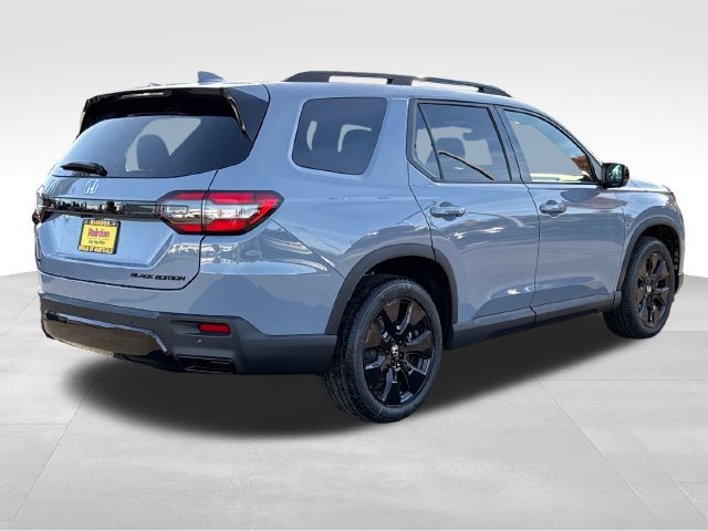 New 2026 Honda Pilot Black Edition image 7