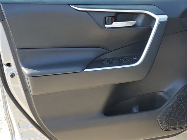 Used 2023 Toyota RAV4 XLE image 25