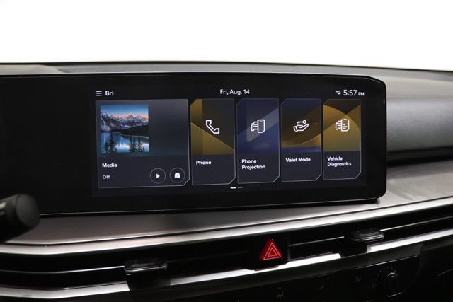 Used 2025 Kia Sorento LX FWD image 24