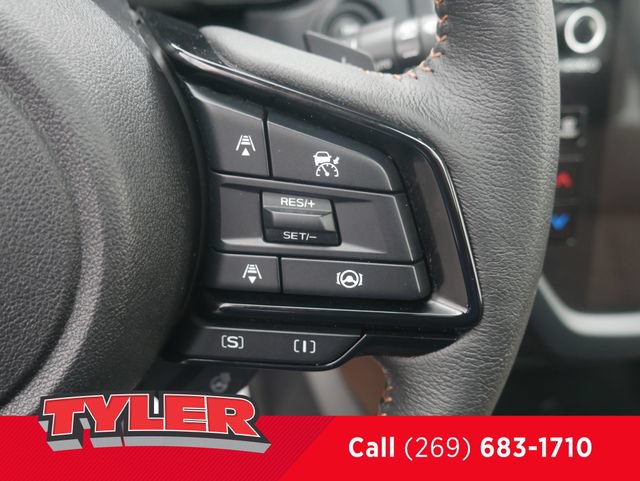 Used 2025 Subaru Forester Touring AWD/4WD image 30