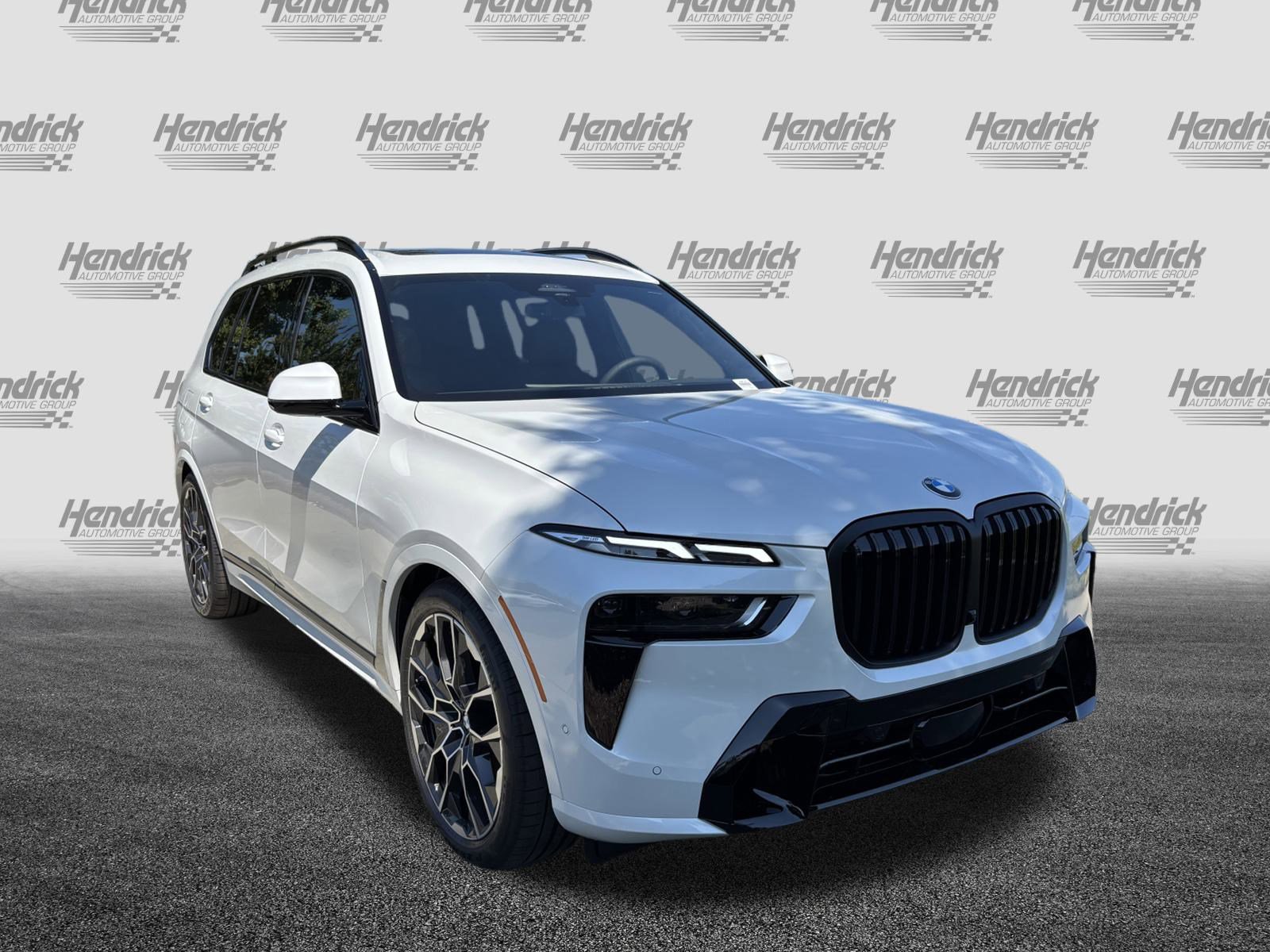 New 2026 BMW X7 xDrive40i w/ M Sport Package image 2