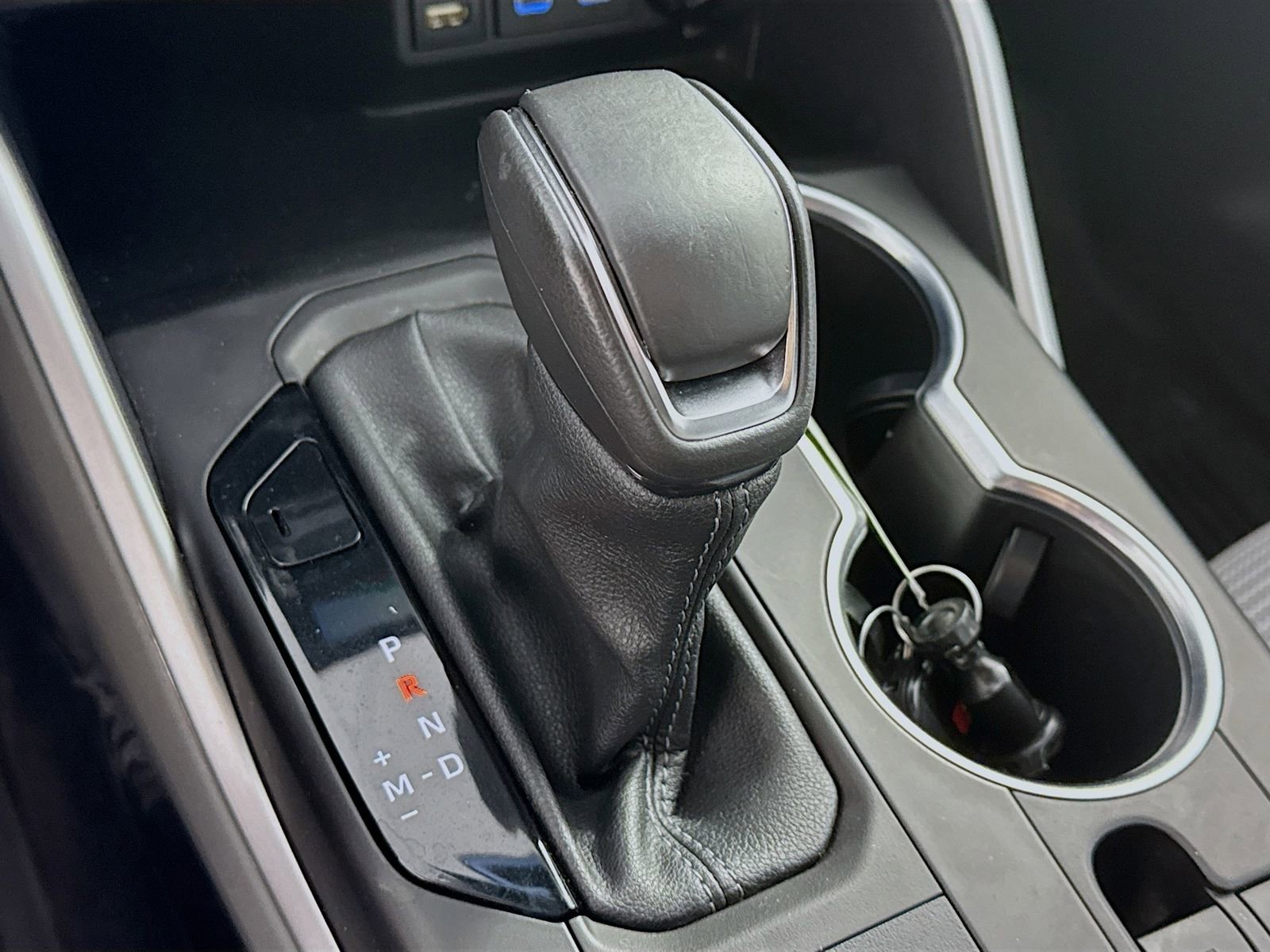 Used 2022 Toyota Highlander LE AWD/4WD image 12