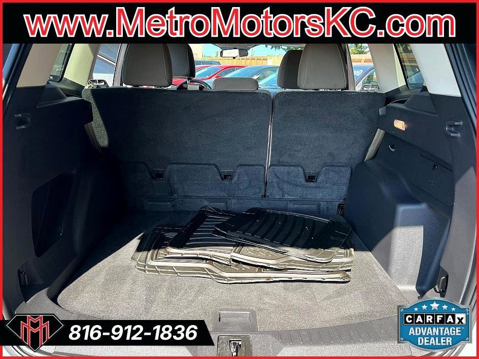 Used 2013 Ford Escape SE image 28