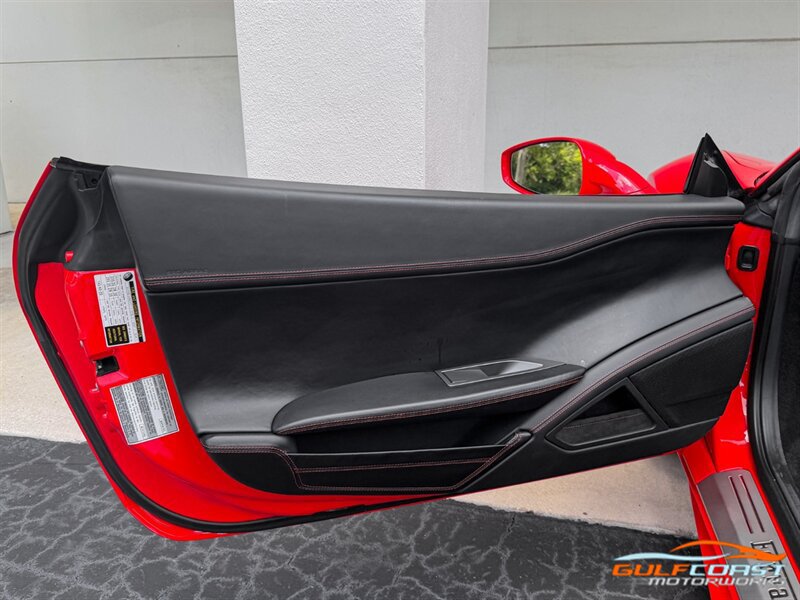 Used 2013 Ferrari 458 Spider RWD image 21