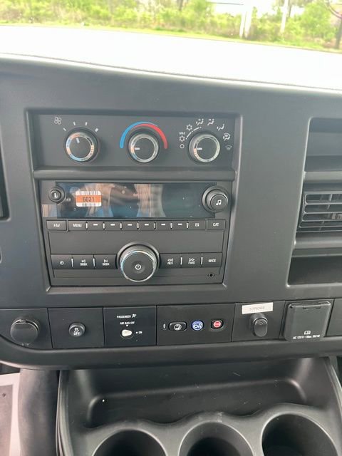 New 2026 Chevrolet Express 3500 w/ Power Convenience Package RWD image 17