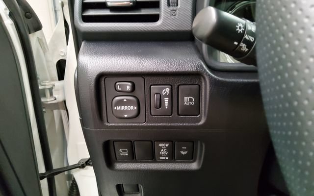 Used 2023 Toyota 4Runner Limited AWD/4WD image 25