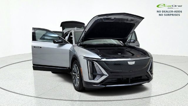 Used 2024 Cadillac Lyriq Sport RWD image 12