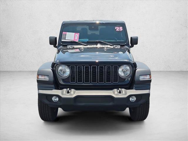 Used 2025 Jeep Wrangler Sport AWD/4WD video 2