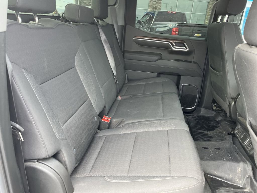 Used 2022 Chevrolet Silverado 1500 LT image 25