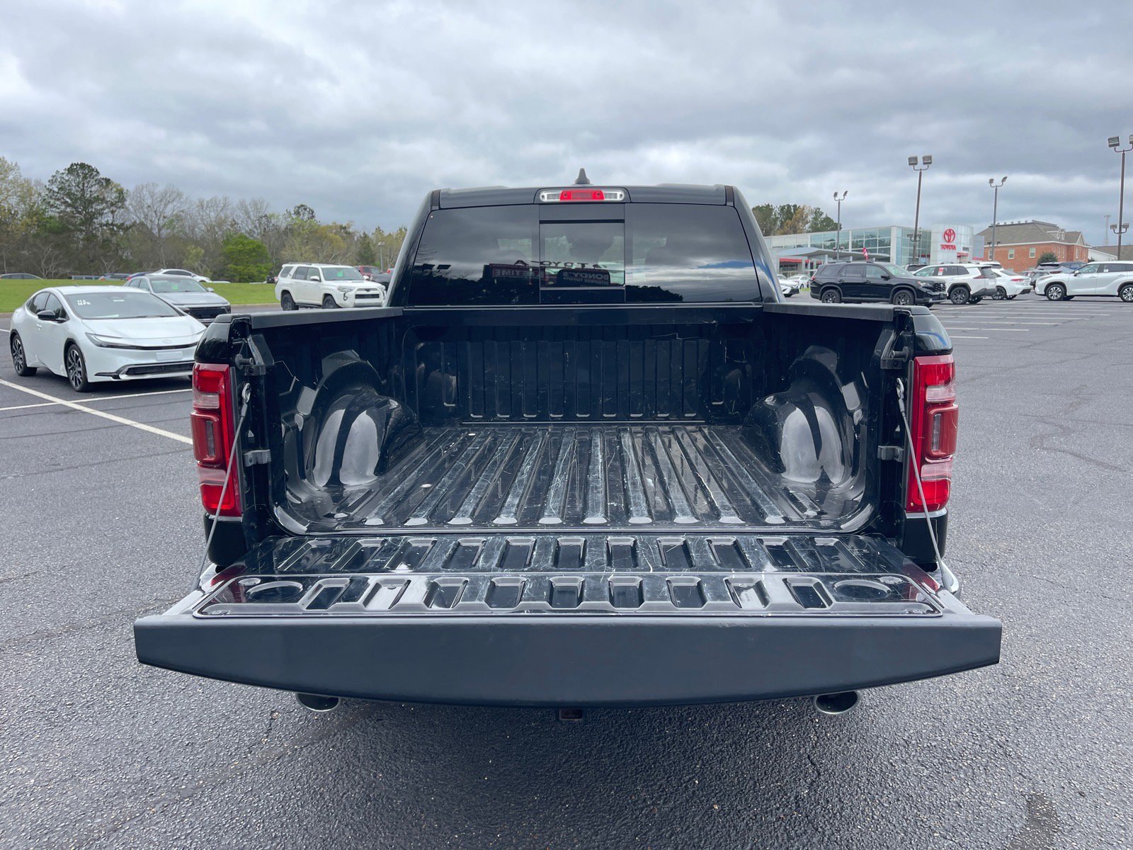 Used 2022 RAM 1500 Laramie image 16