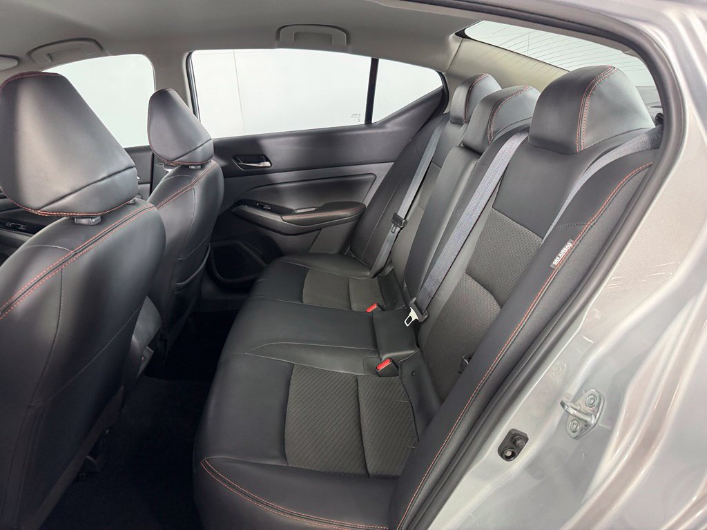 Used 2025 Nissan Altima 2.5 SR AWD/4WD image 18