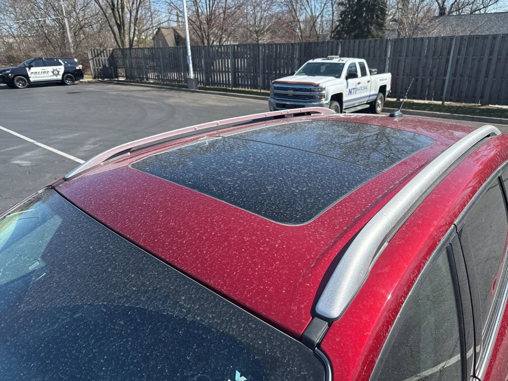 Used 2014 Ford Escape Titanium image 3