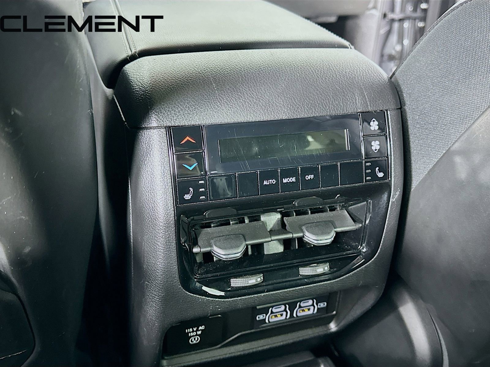 Used 2023 Jeep Grand Cherokee L Limited w/ Trailer Tow Group (B) image 34