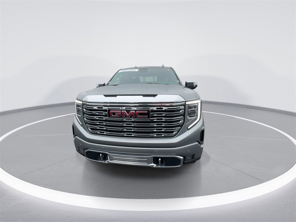 Used 2024 GMC Sierra 1500 Denali w/ Technology Package image 3