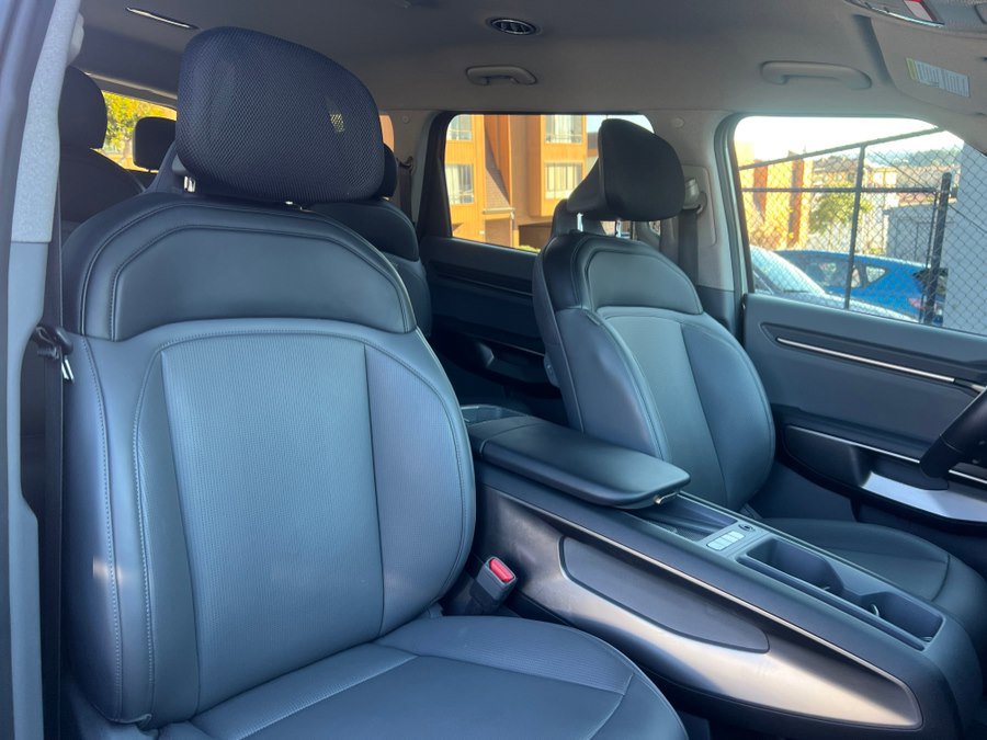 Used 2024 Kia EV9 Light Long Range image 34