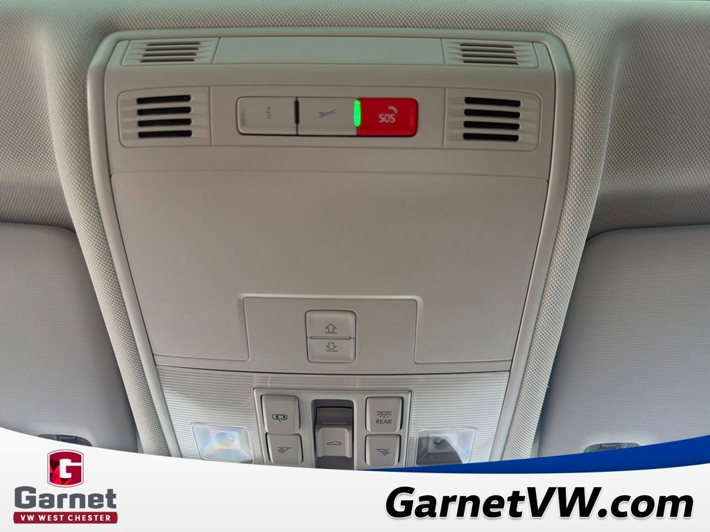 Certified 2023 Volkswagen Tiguan SE w/ Panoramic Sunroof Package AWD/4WD image 30