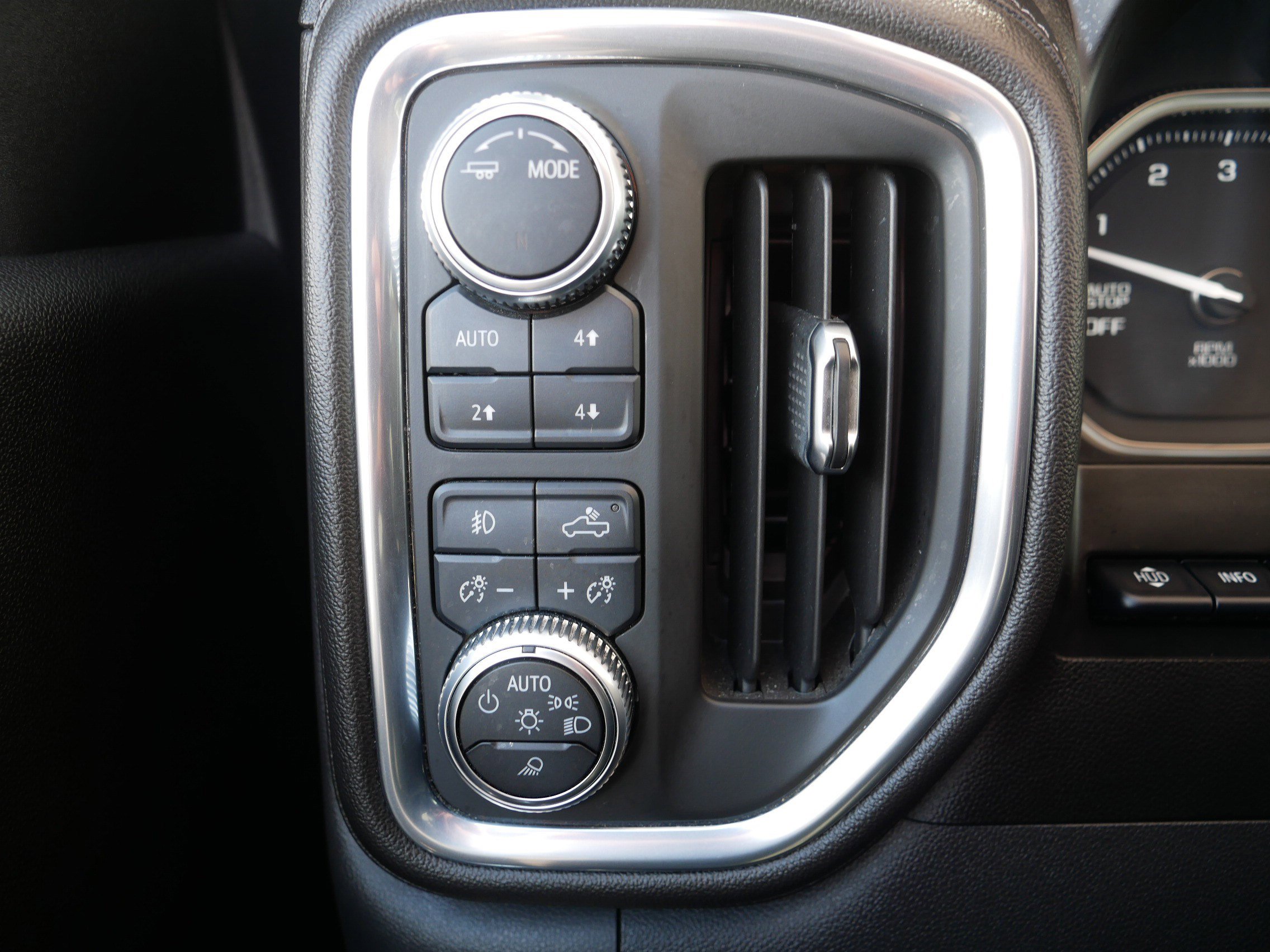 Used 2020 GMC Sierra 1500 Denali w/ Denali Premium Package image 26